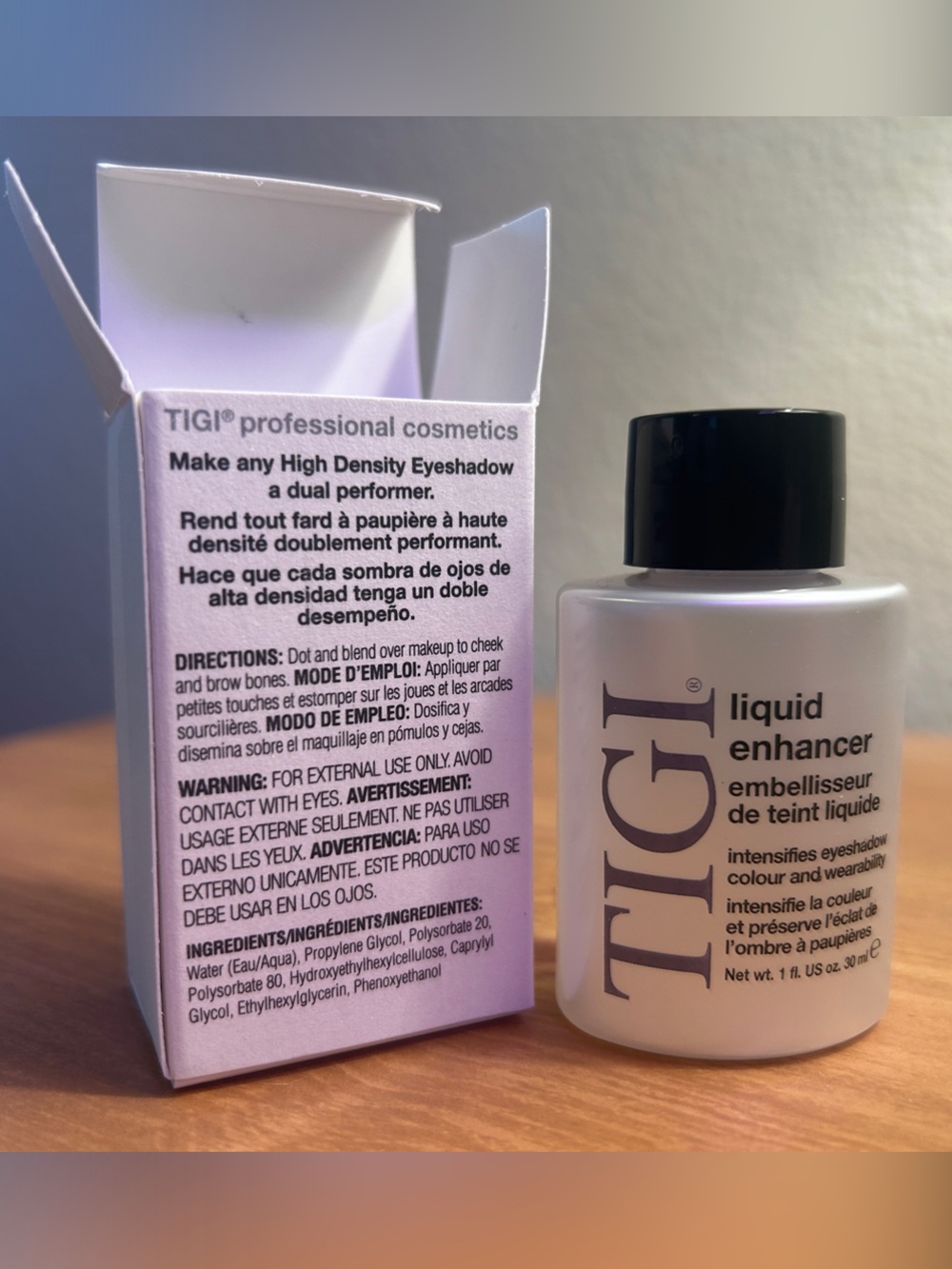 TIGI Liquid Enhancer Eyeshadow Primer - Picture 2 of 2